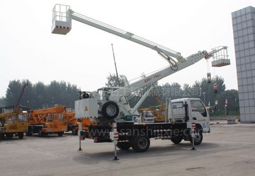 點擊查看詳細(xì)信息<br>標(biāo)題：高空作業(yè)車 閱讀次數(shù)：3920