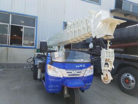 點擊查看詳細信息<br>標(biāo)題：3噸時風(fēng)三輪吊 閱讀次數(shù)：2963