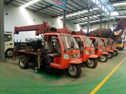 點擊查看詳細信息<br>標(biāo)題：3噸吊樹機 閱讀次數(shù)：2650